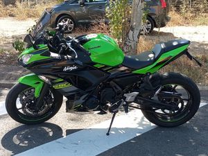 KAWASAKI NINJA 650