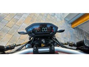 SAXX E ROLLER 50 KMH