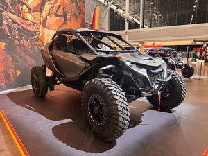 CAN-AM MAVERICK R XRC DTC SAS 999T INT 2026