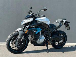 CFMOTO 675 NK ABS 220KM ++ QUICKSHIFTER ++ GARANTIE