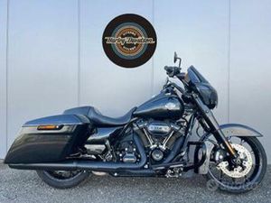 HARLEY-DAVIDSON TOURING ROAD KING SPECIAL 114