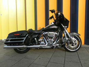 HARLEY-DAVIDSON STREET GLIDE SPECIAL FLHXS / 2017/1750 CCM