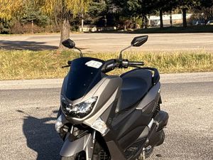 YAMAHA NMAX 125