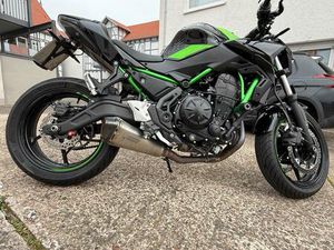 KAWASAKI Z650 MOTORRAD A2 GEDROSSELT MIT VIELEN EXTRAS