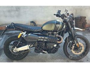 TRIUMPH SCRAMBLER 1200 XC SOUTH GARAGE - 2023