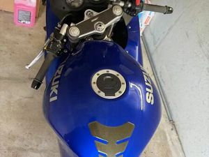 SUZUKI SV650