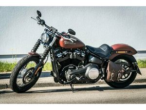 HARLEY-DAVIDSON SOFTAIL STREET BOB FXBB