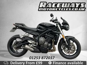 TRIUMPH STREET TRIPLE 765 S