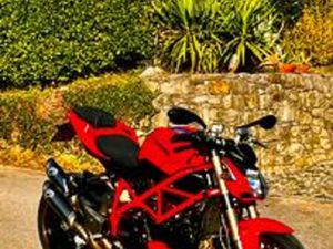 DUCATI STREETFIGHTER 848