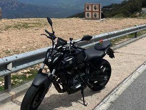 YAMAHA MT07 2024