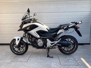 HONDA NC700X ABS MY 2012 ANCHE PER NEOPATENTATI