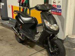 ② PEUGEOT VIVACITY