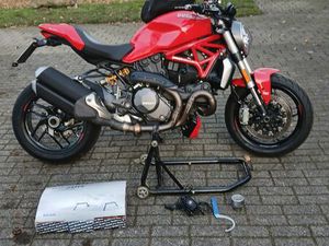 DUCATI MONSTER 1200