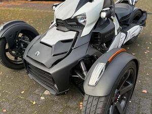 CAN AM RYKER 900 SPORT