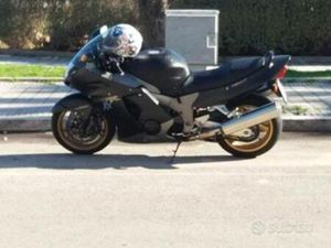 HONDA CBR1100XX SUPER BLACKBIRD