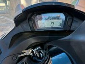 MOTO HONDA INTEGRA 700