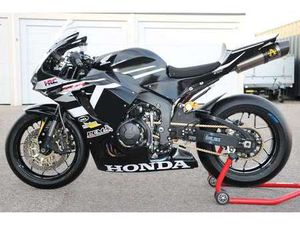 CBR600RR PC69 2024 NEU