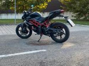 BENELLI BN 125 4000KM PARI A NUOVA