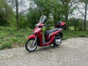 HONDA SCOOTER SH 300I ABS — MOTOREN | HONDA — MARKTPLAATS