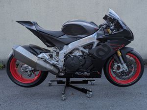 RSV4 RR