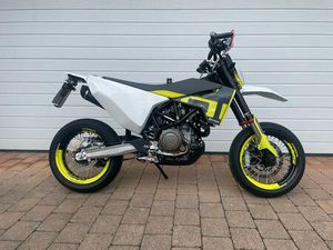 HUSQVARNA 701 SUPERMOTO A2