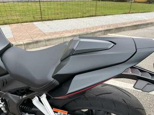 HONDA - CBR 650R