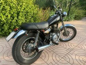 YAMAHA SR 250