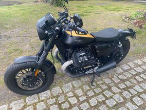 MOTO GUZZI V9 BOBBER