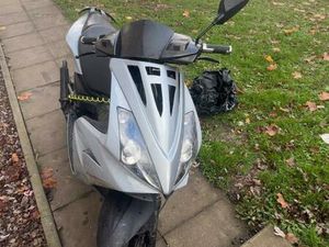 TAUSCHE/VERKAUFE PEUGEOT JETFORCE C-TECH