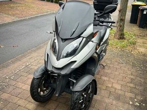 QUADRO QV3 DREIRAD-ROLLER MIT PKW-FÜHRERSCHEIN FAHRBAR