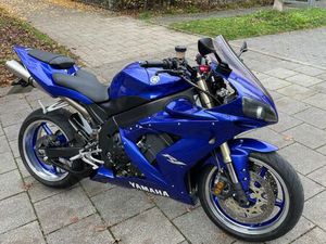 YAMAHA YZF-R1 RN12 LIEBHABERSTÜCK