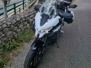 KAWASAKI - VERSYS 1000