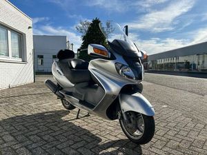 SUZUKI BURGMAN 650, TÜV NEU, SCHECKHEFT!