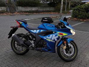 SUZUKI GSX-R 125 2023 (MIT SPORT ZUBEHÖR)