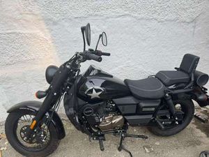 UM RENEGADE COMMANDO 125 CC