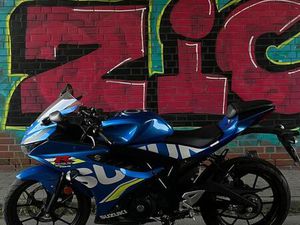 SUZUKI GSXR 125 14.000 KM