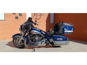 HARLEY DAVIDSON - ULTRA CLASSIC