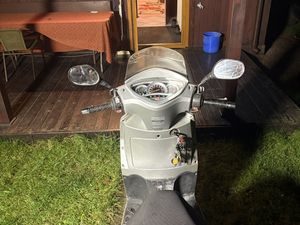 SKUTER KYMCO PEOPLE S 50 2T 2009