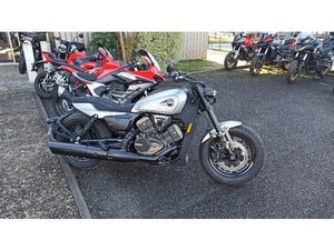 QJ MOTOR SRV 600 2025