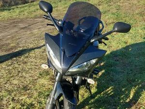 YAMAHA FZS