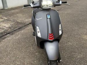 ② VESPA SPRINT S