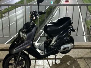 ② MBK BOOSTER CLASSE À