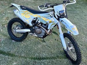 HUSQUARNA FE 450 SUPERMOTO/ ENDURO