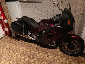 ② BELLE KAWASAKI GTR 1000.