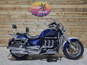 TRIUMPH ROCKET III CLASSIC