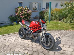 DUCATI MONSTER 1100