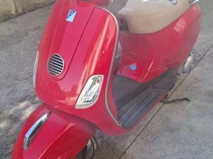 VESPA LX 125 ROSSO
