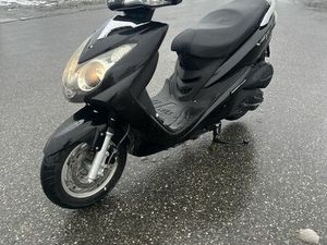 SKUTER SYM 125 CC TWORKOWA