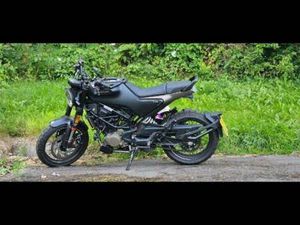 HUSQVARNA, SVARTPILEN, 2024, 125 (CC)