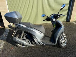 HONDA SH125I SCOOTER PETROL AUTOMATIC (12 PS) 125 CC